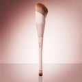 Flawless Stay - Brocha De Base Doble - Dual Ended Foundation Brush